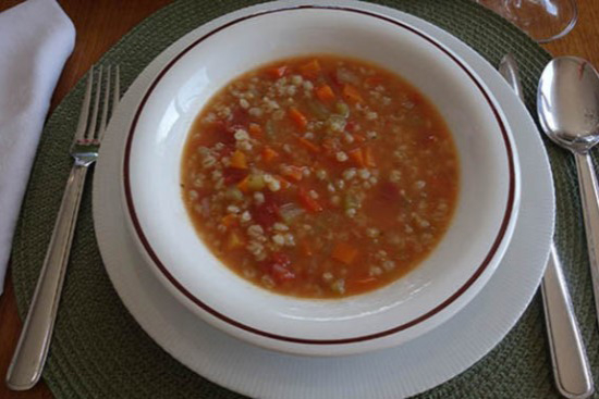 Vegetable barley soup 