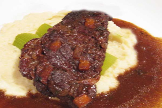 Daniel boulud short ribs braised in red wine with celery duo - A recipe by wefacecook.com