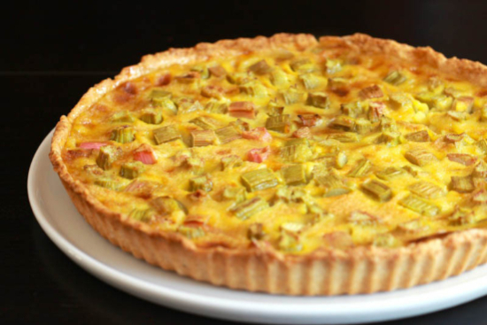 Rhubarb custard pie 