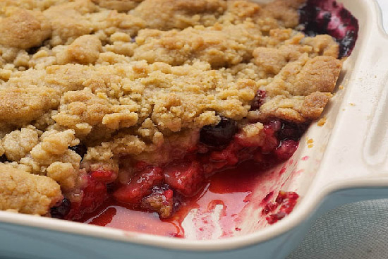 Apple blueberry crisp 