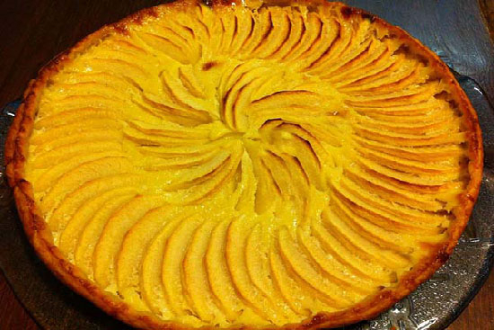 Apple tart alsacienne  - A recipe by wefacecook.com