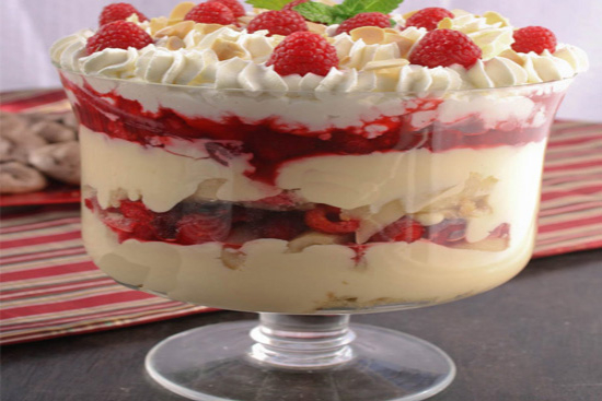Trifle - A recipe by wefacecook.com