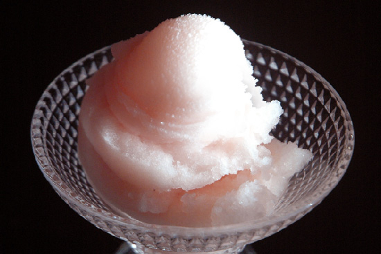 Champagne sorbet - A recipe by wefacecook.com