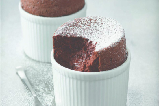 Light chocolate soufflés 