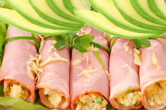 Ham aspic with egg salad and avocado - A recipe by wefacecook.com