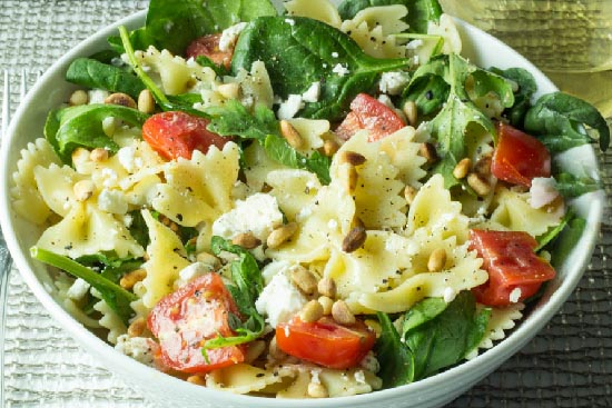 Spinach and pasta salad - A recipe by wefacecook.com