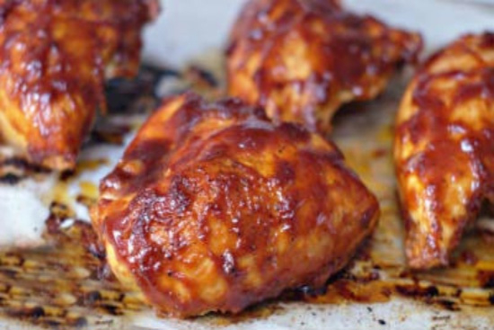 Oven barbecued chicken - A recipe by wefacecook.com