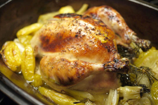 Rosemary-roasted chicken with potatoes and fennel 