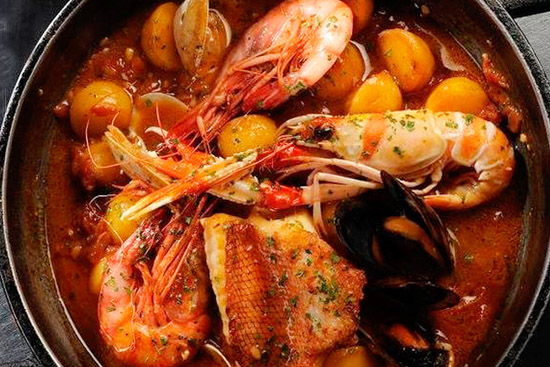 Bouillabaisse - A recipe by wefacecook.com