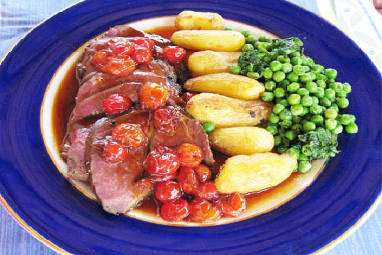 Duck breasts with cherry-port sauce - A recipe by wefacecook.com