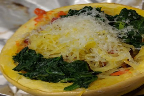 Baked spaghetti squash with spinach and cheese 