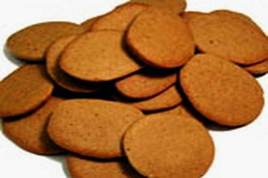 Ginger snaps - A recipe by wefacecook.com