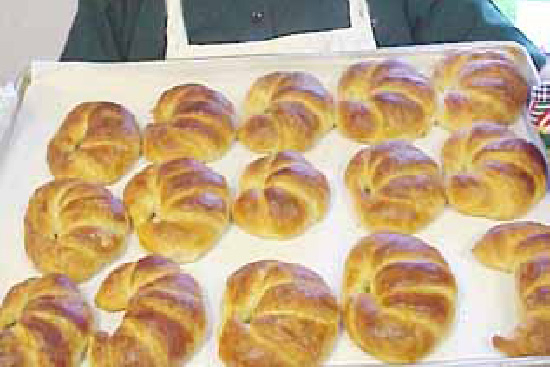Croissants - A recipe by wefacecook.com