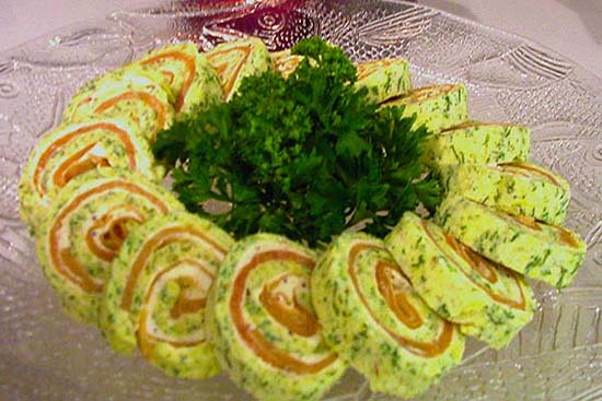 Smoked salmon roulades - A recipe by wefacecook.com