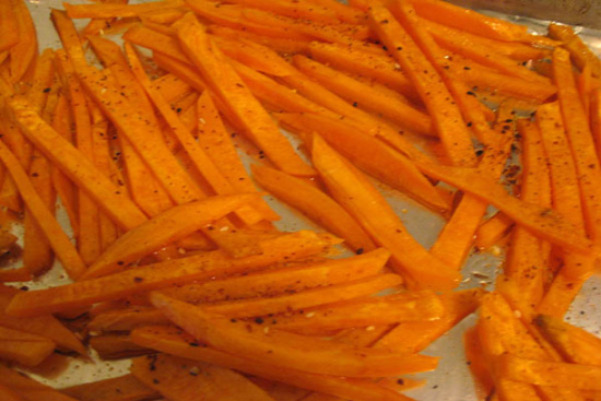 Oven baked sweet potato fries 