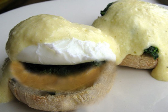 Poached eggs florentine - A recipe by wefacecook.com