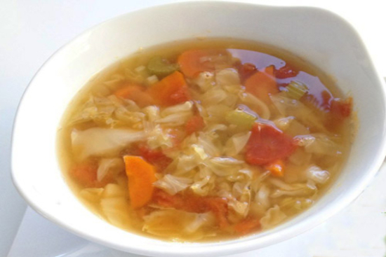 Cabbage diet soup - A recipe by wefacecook.com