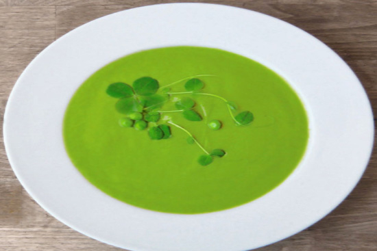 Green peas soup - A recipe by wefacecook.com