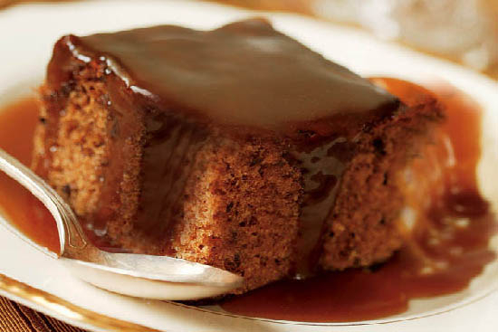 Irish whiskey date cake 