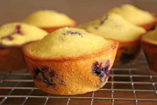 Blueberry corn muffins - A recipe by wefacecook.com