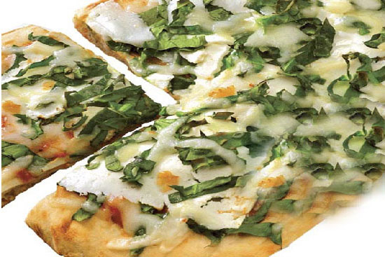 Spinach and ricotta naan pizzas 