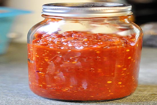 Sriracha sauce - A recipe by wefacecook.com