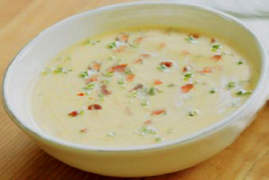 Creamy chickpea soup with crisp tofu 