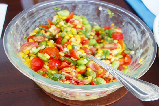 Toasted corn with cherry tomato and edamame salad - A recipe by wefacecook.com