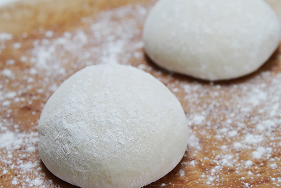 Homemade pizza dough 