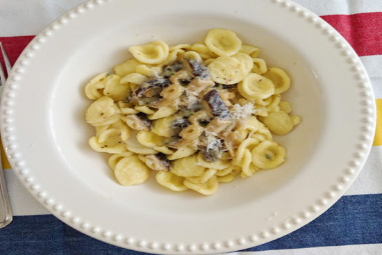 Orecchiette with shiitake mushroom sauce 