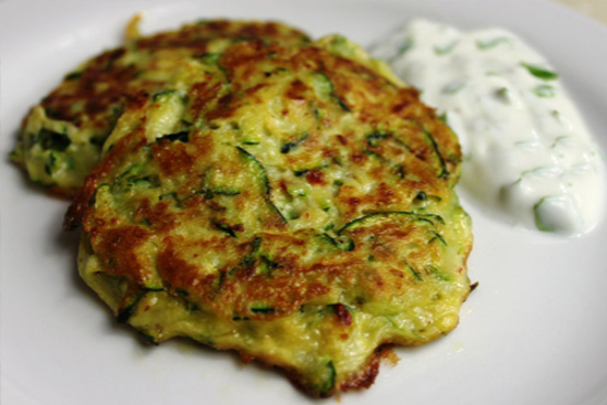 Zucchini and red lentil fritters with lemony yogurt 