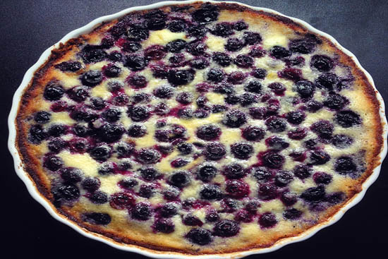 Finnish blueberry pie - mustikkapiirakka - A recipe by wefacecook.com
