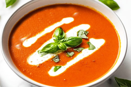 Roasted tomato soup - A recipe by wefacecook.com