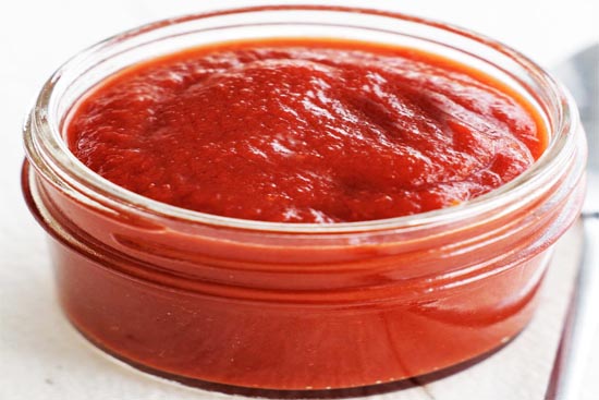 Homemade ketchup - A recipe by wefacecook.com