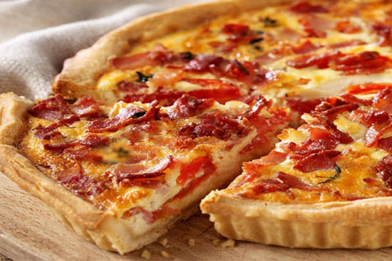 bacon-cheese-and-tomato-quiche