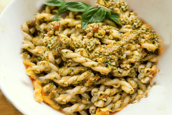casarecce-with-pesto-alla-trapanese